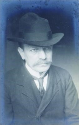 Матей Стернен